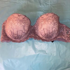 Light purple strapless lace bra 34B